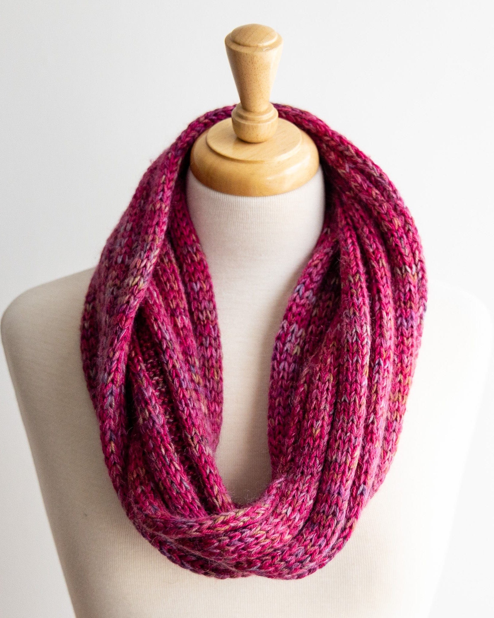 Fast Bundle Fingering Yarns Five by Five Cowl Kit / Kit 4