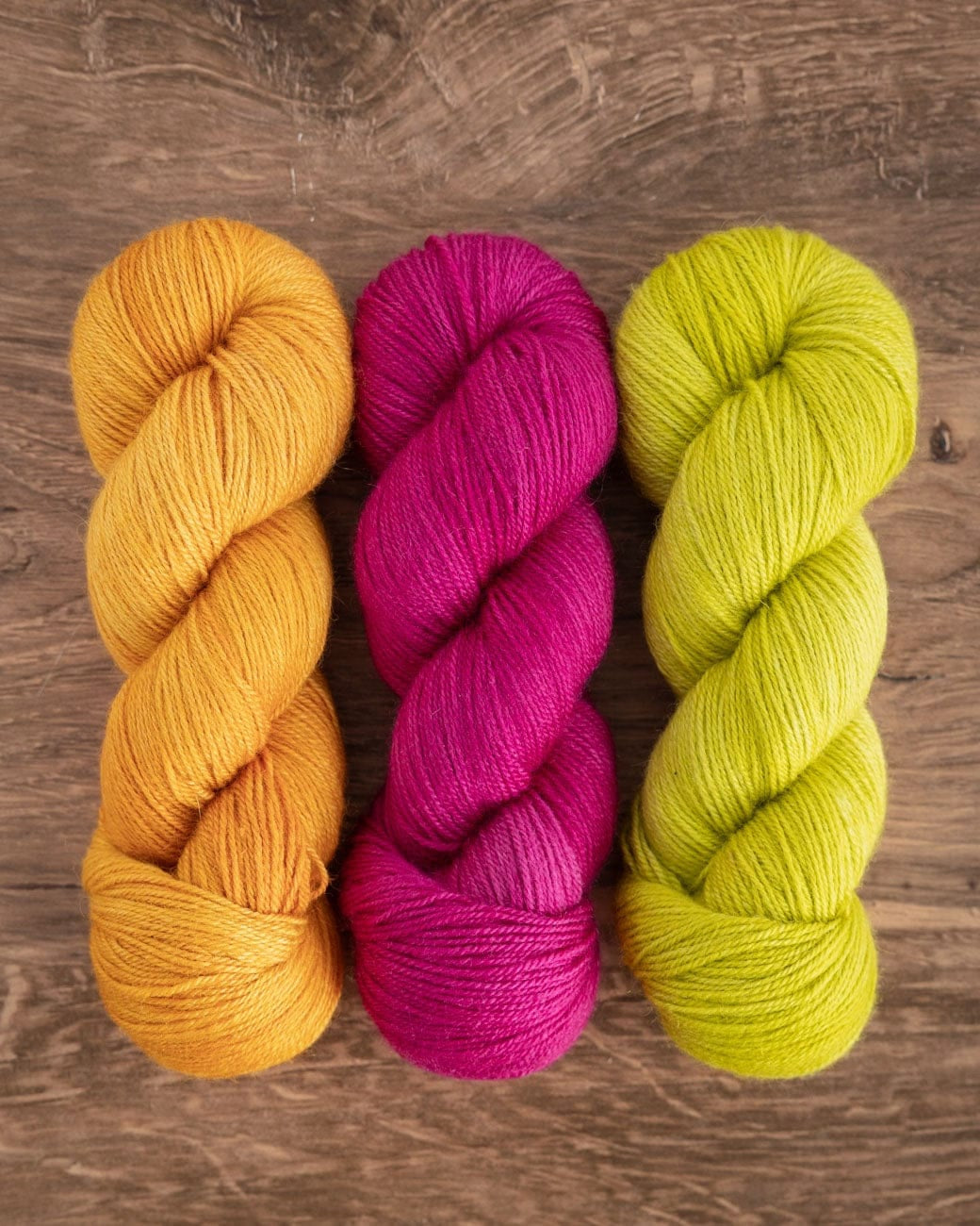 Fast Bundle Fingering Yarns Market Square