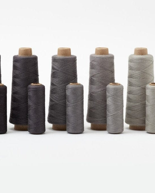GIST Weaving Yarn Black GIST Array