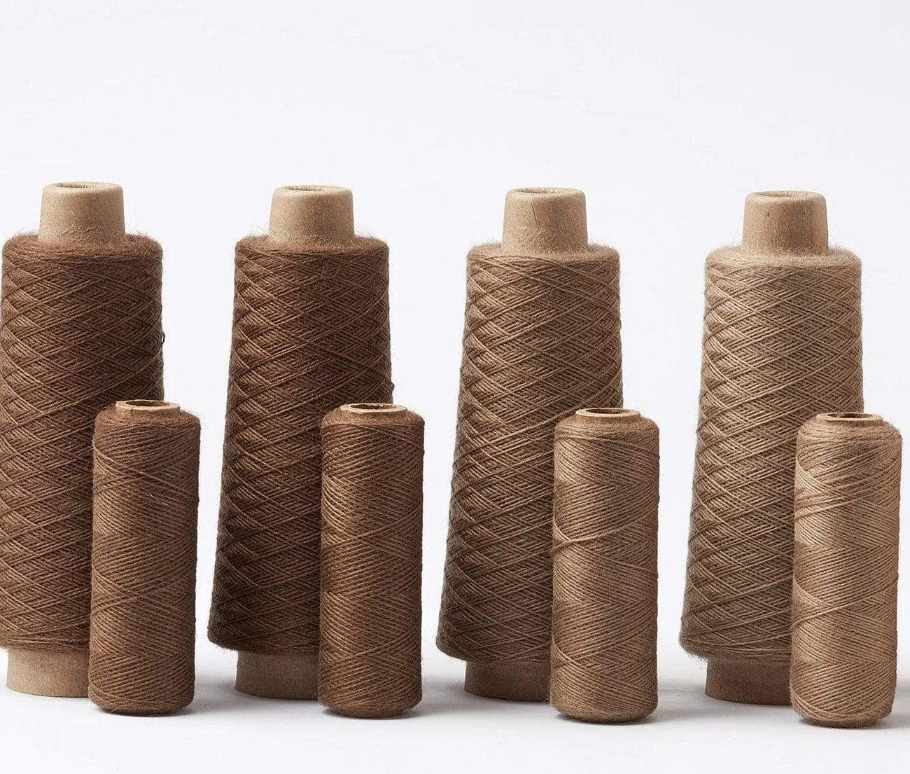 GIST Weaving Yarn Cocoa GIST Array