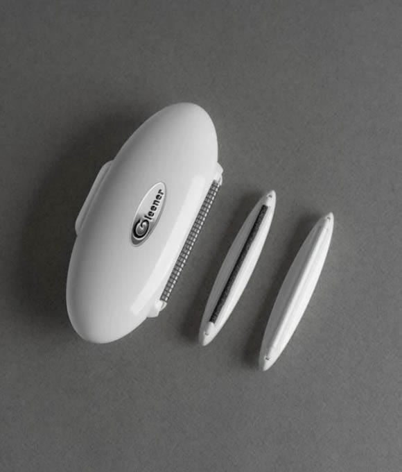 Gleener Gifts Compact Gleener Fabric Shaver & Lint Brush