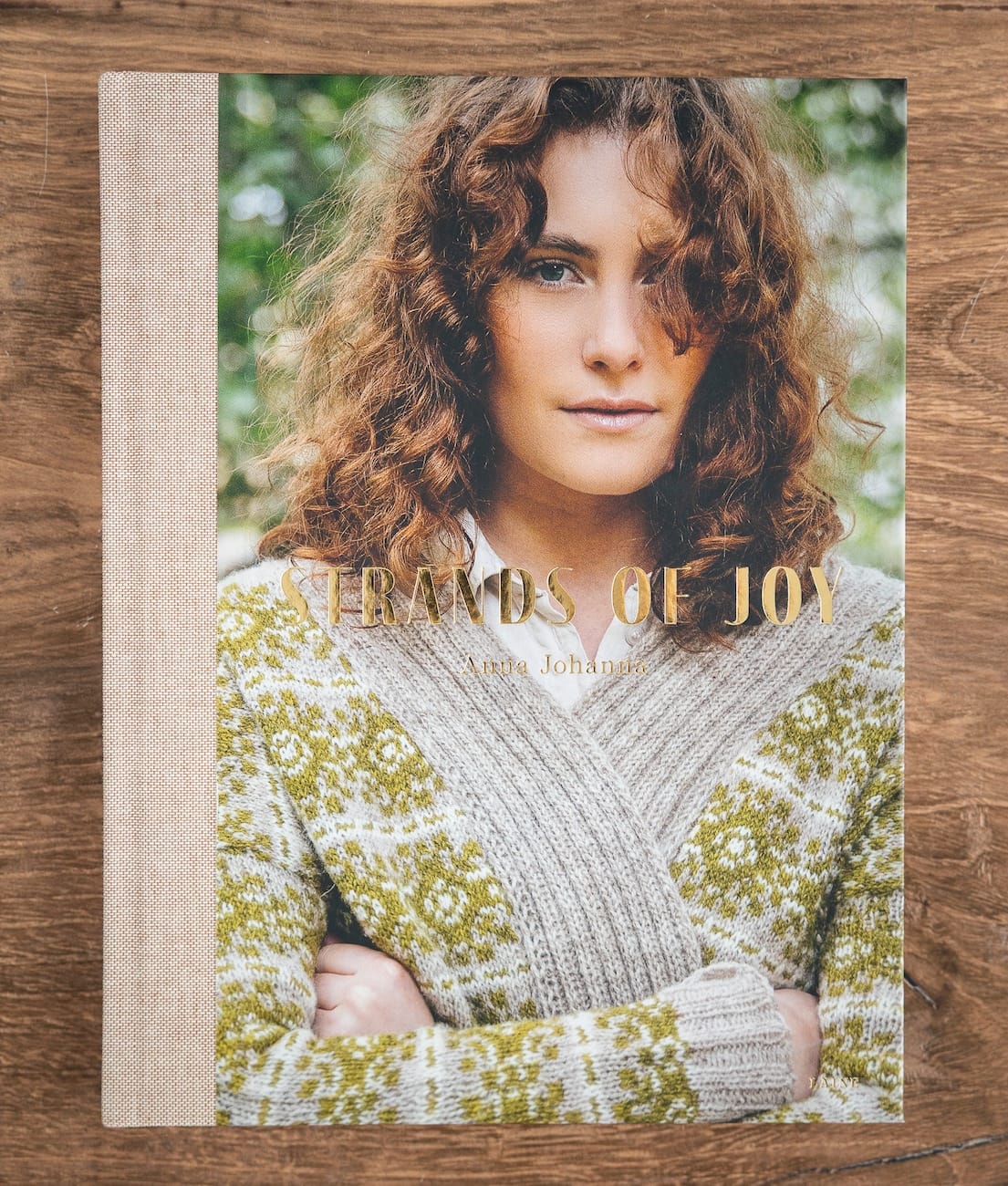 Laine Magazine Books Laine Strands of Joy