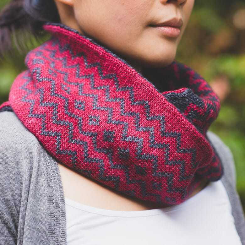 SweetGeorgia Yarns Knitting Patterns Bloodwood Cowl