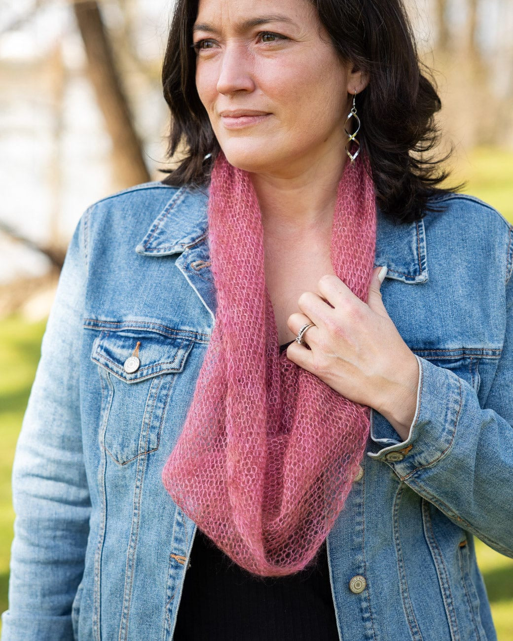 SweetGeorgia Yarns Machine Knitting Patterns Riverbend Bias Cowl