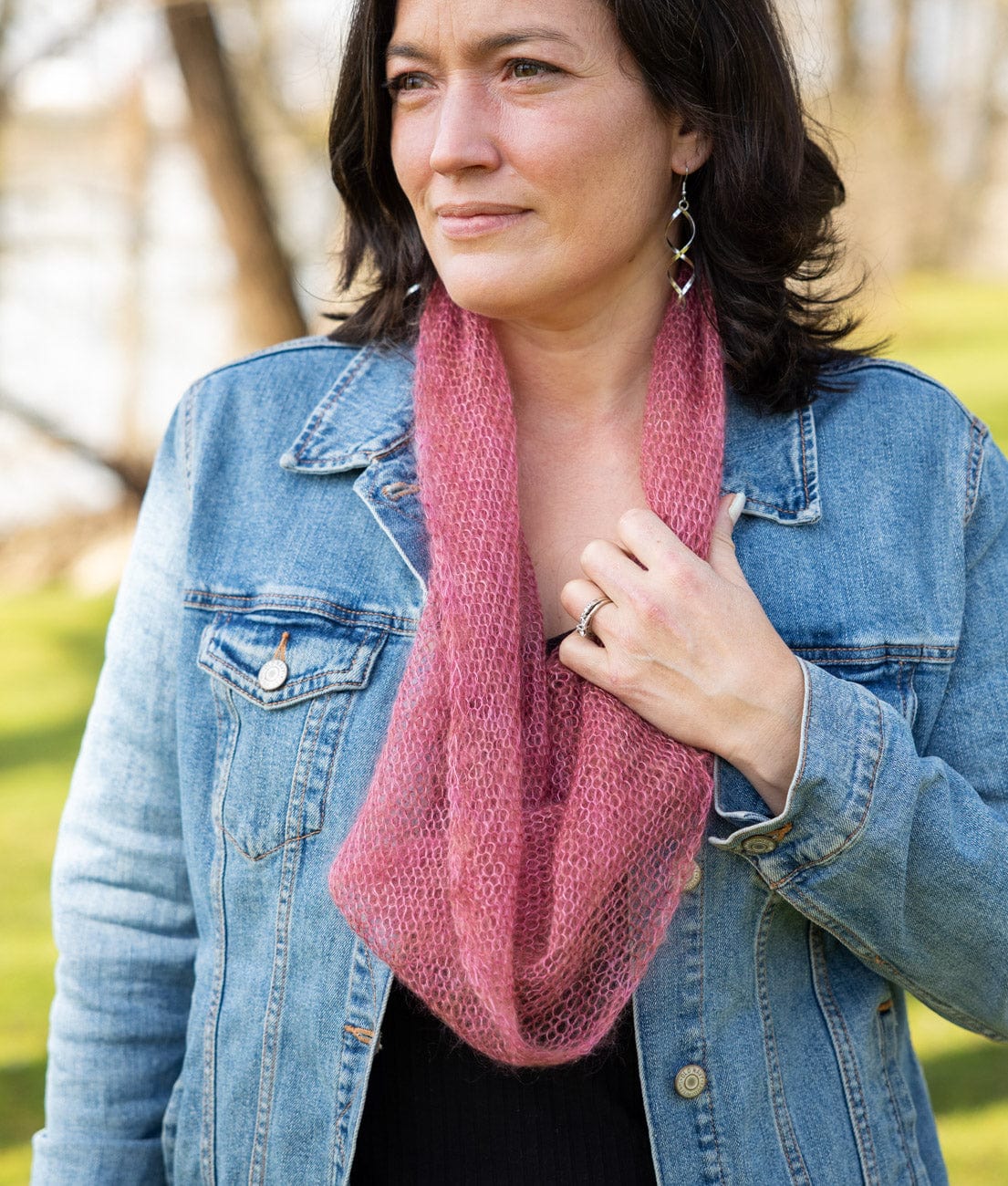 SweetGeorgia Yarns Machine Knitting Patterns Riverbend Bias Cowl