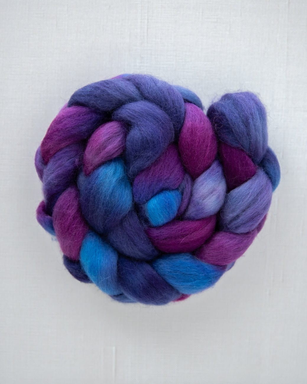 SweetGeorgia Yarns Spinning Fibre Corriedale / Snowing in Tremblant True North Collection