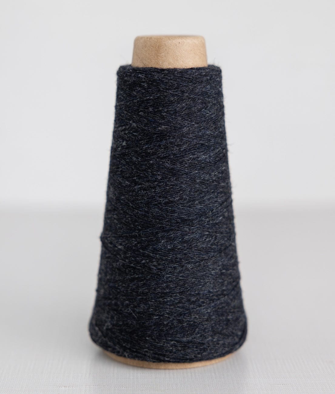 Knoll Weaving Yarn Graphite Knoll Merino Lambswool