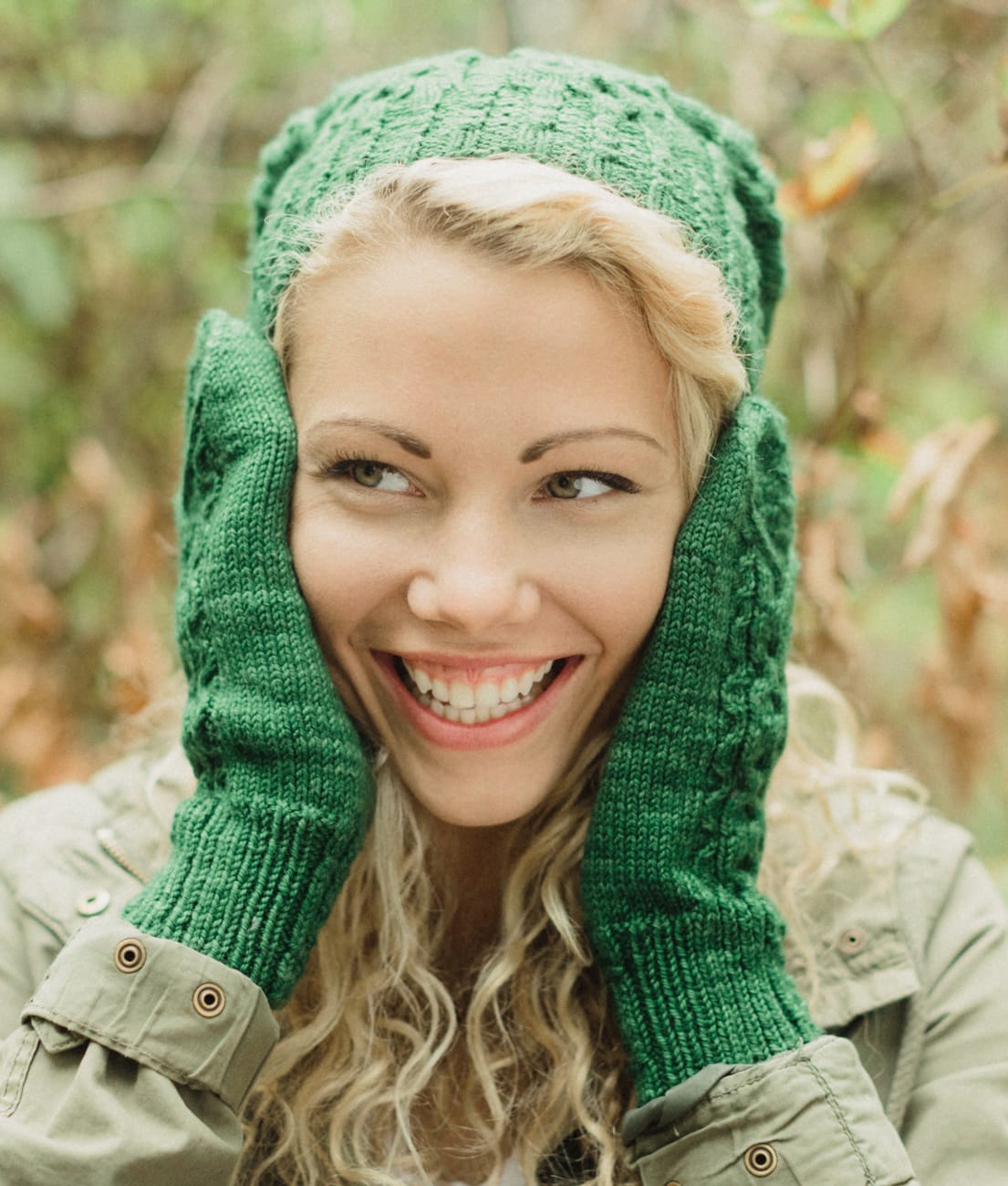 SweetGeorgia Yarns Knitting Patterns Waggle Hat & Mittens