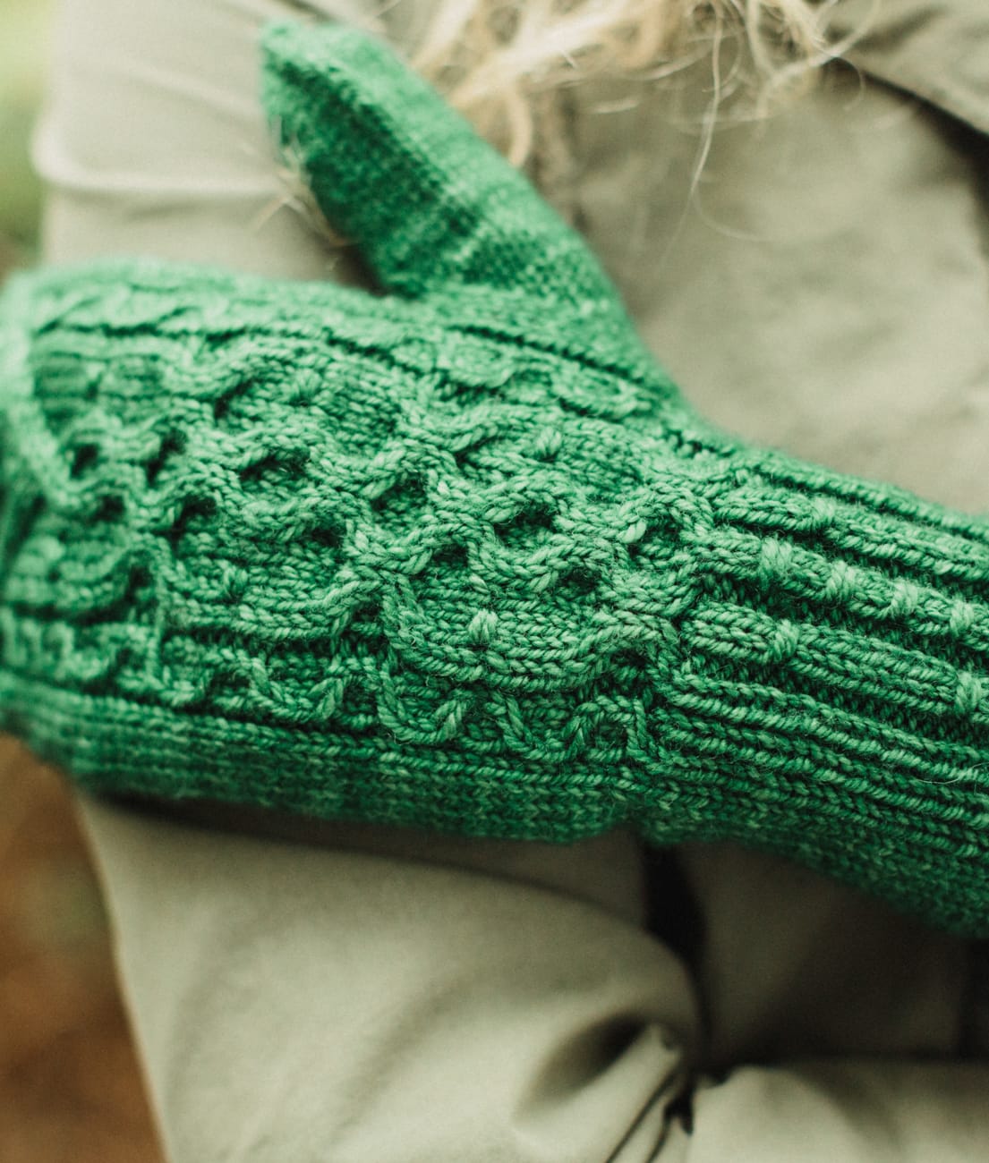 SweetGeorgia Yarns Knitting Patterns Waggle Hat & Mittens