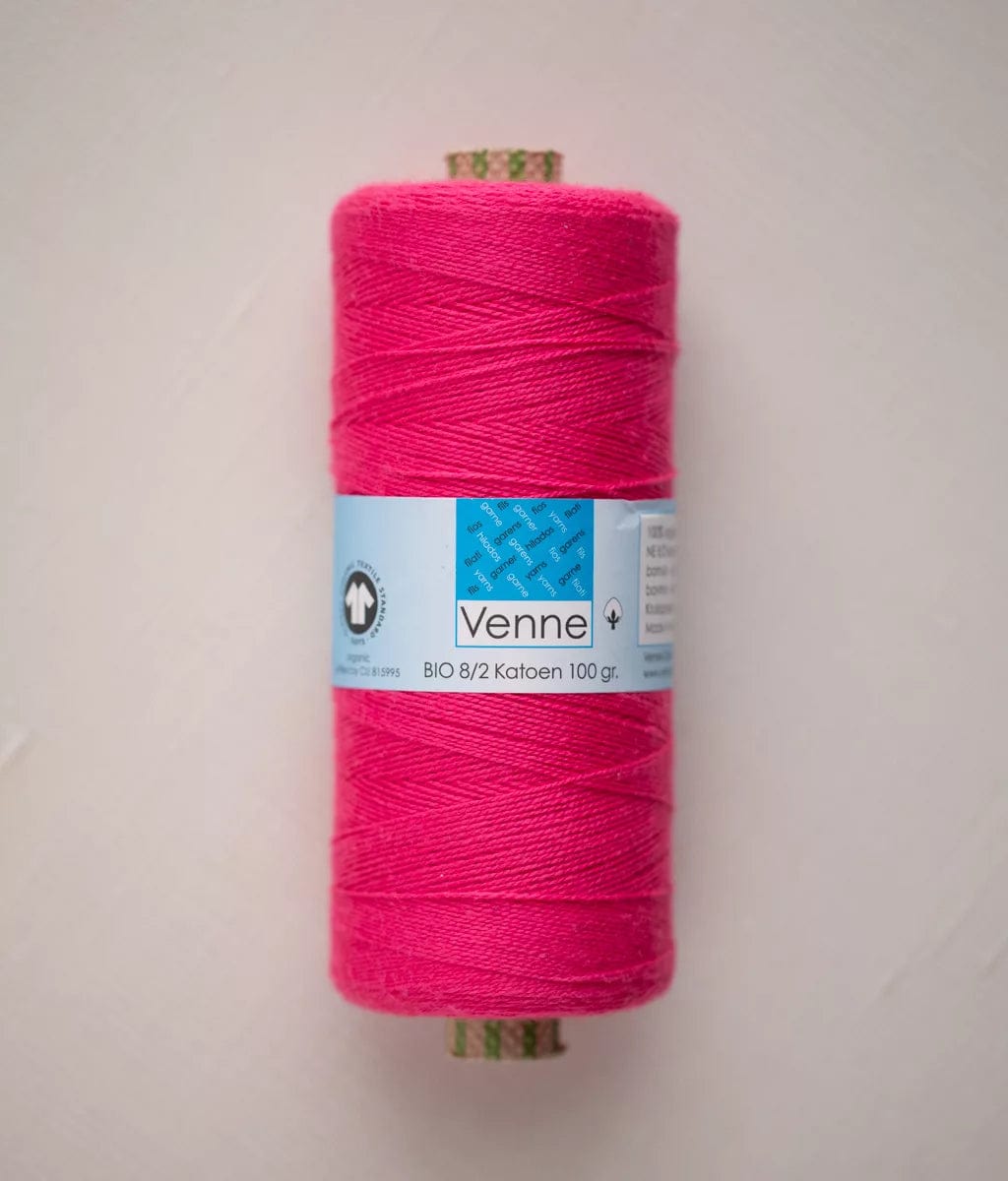Venne Weaving Yarn Bright Pink Venne 8/2